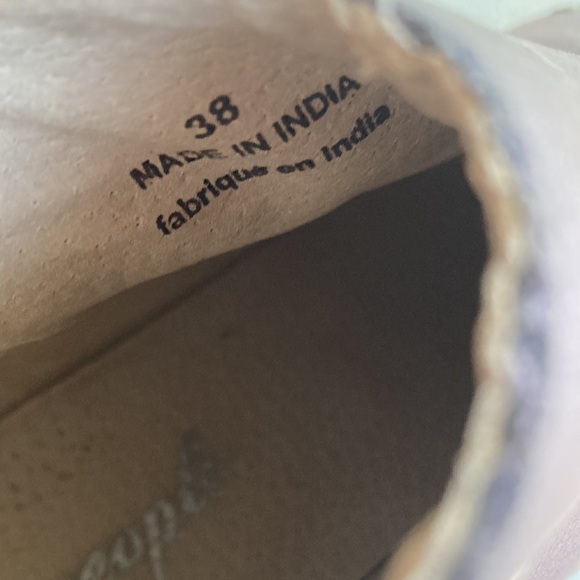 FREE PEOPLE | Women’s 38 Periwinkle Studded Leather Western Boho Ankle Boots - Picture 13 of 13